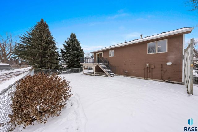116 W Birchwood Dr Drive, Brandon, SD 57005