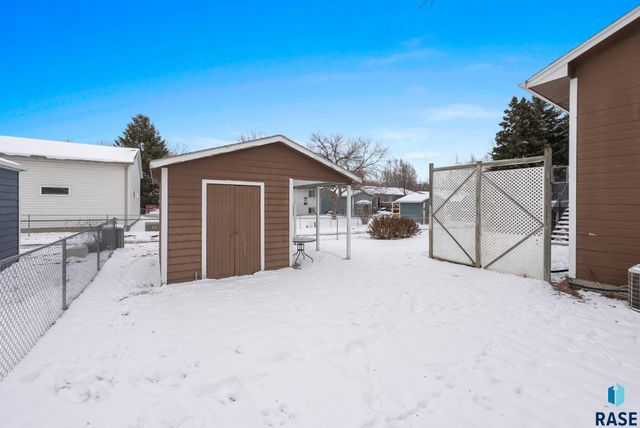 116 W Birchwood Dr Drive, Brandon, SD 57005