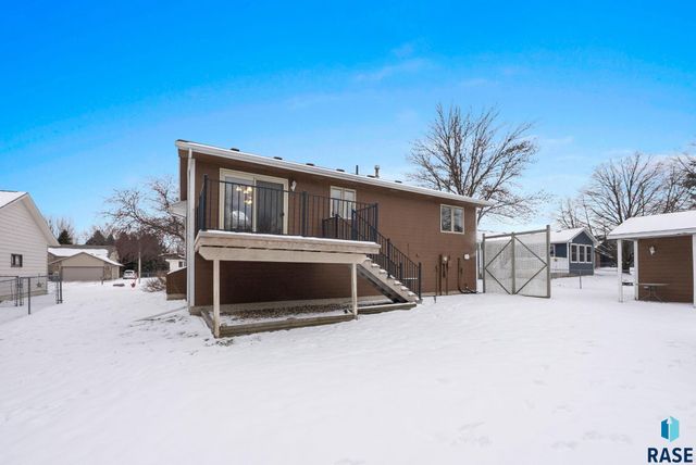 116 W Birchwood Dr Drive, Brandon, SD 57005