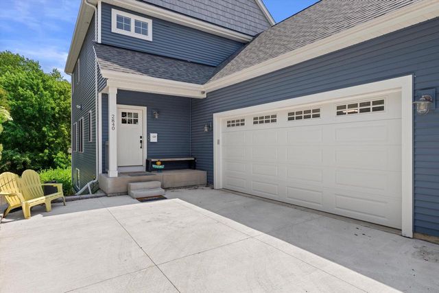 2840 S Greeley STREET, Milwaukee, WI 53207