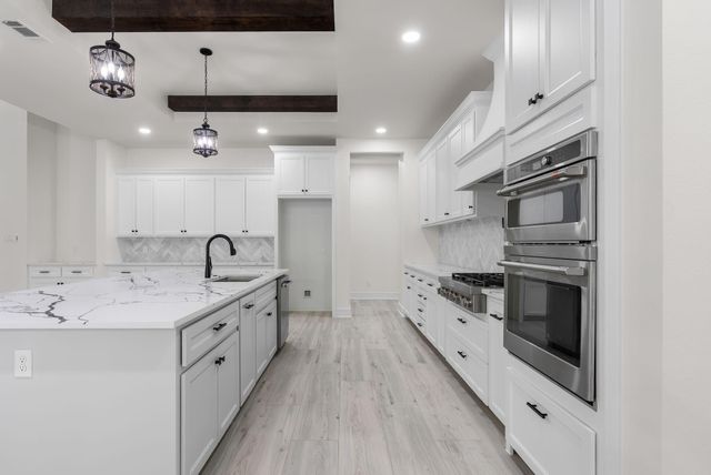 13095 Royal Hill Court, Montgomery, TX 77316