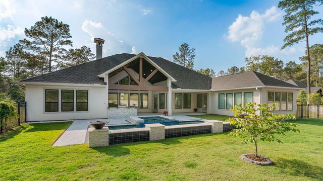 13095 Royal Hill Court, Montgomery, TX 77316