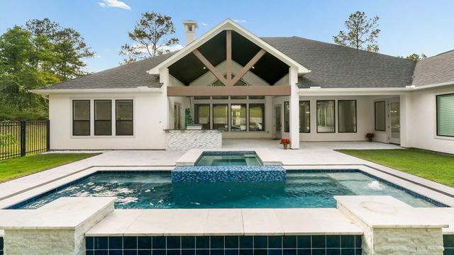 13095 Royal Hill Court, Montgomery, TX 77316