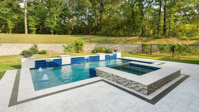 13095 Royal Hill Court, Montgomery, TX 77316