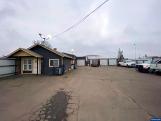 1370 Smith St NE, Salem, OR 97301