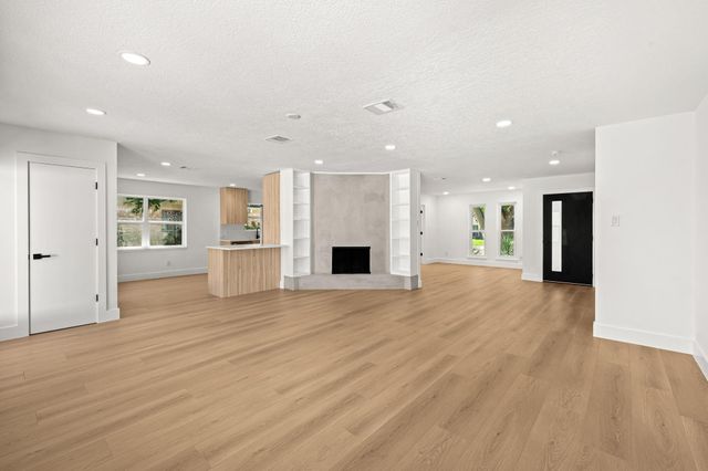 7631 Westwind Lane, Houston, TX 77071
