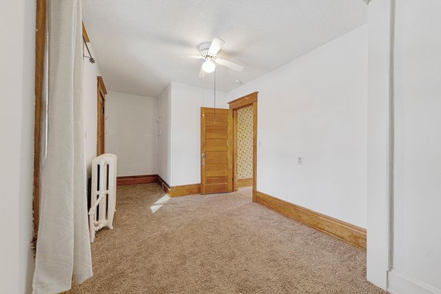 1195 Edgerton Street, Saint Paul, MN 55130