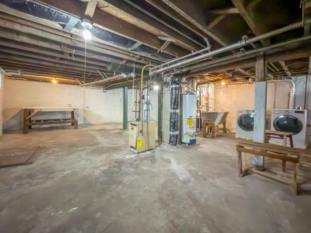 1195 Edgerton Street, Saint Paul, MN 55130