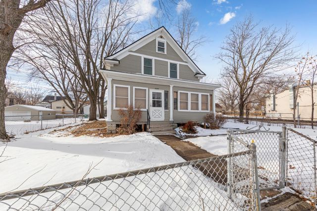 1195 Edgerton Street, Saint Paul, MN 55130