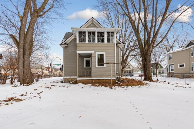 1195 Edgerton Street, Saint Paul, MN 55130