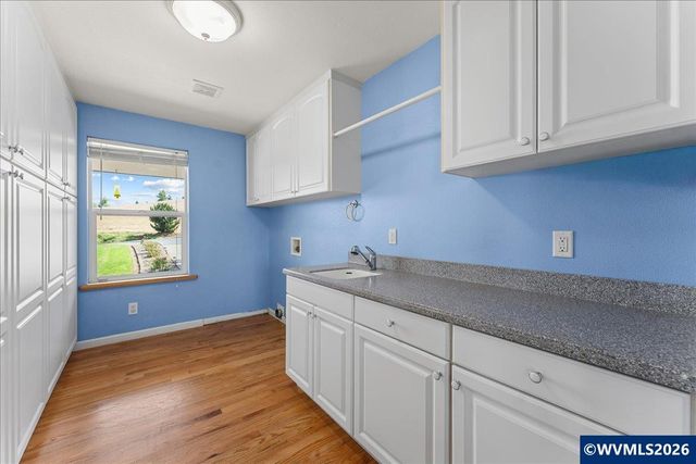 4981 Shadow Hills Dr SE, Turner, OR 97392
