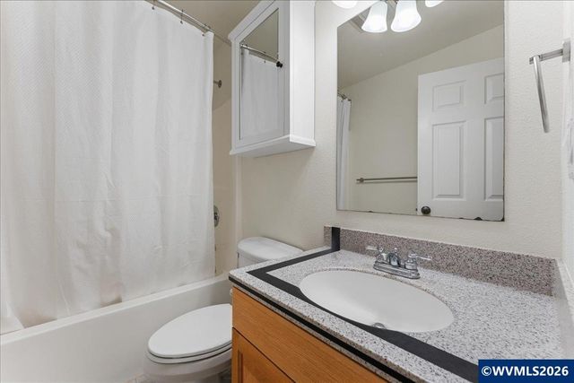 4981 Shadow Hills Dr SE, Turner, OR 97392