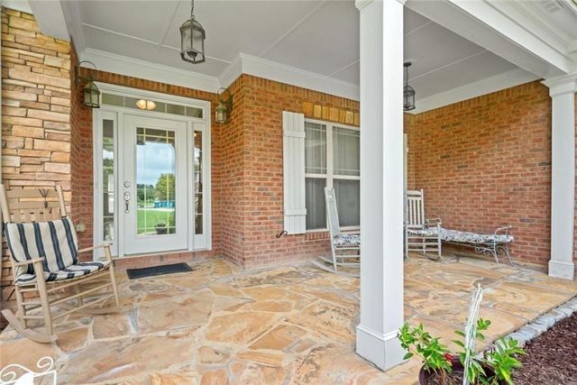 2200 Spruce Lake Drive, Dacula, GA 30019