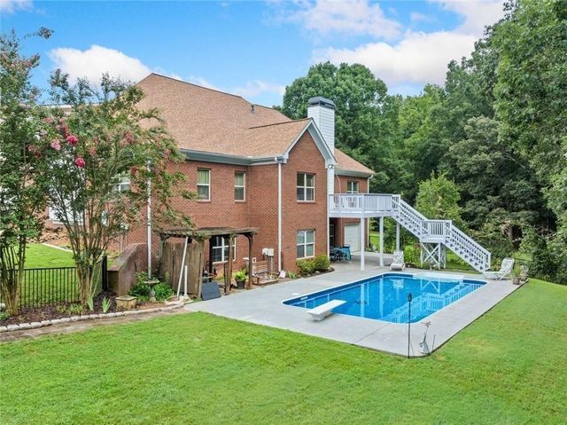 2200 Spruce Lake Drive, Dacula, GA 30019