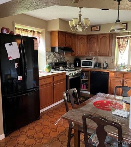4067 Taylor Road, Pompey, NY 13078