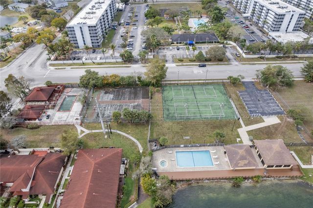 440 NW 214th St 104, Miami Gardens, FL 33169