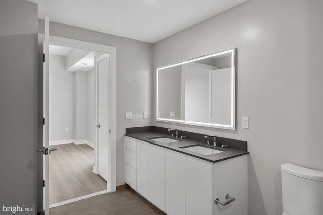 950 3RD ST NW #PH 1206, Washington, DC 20001