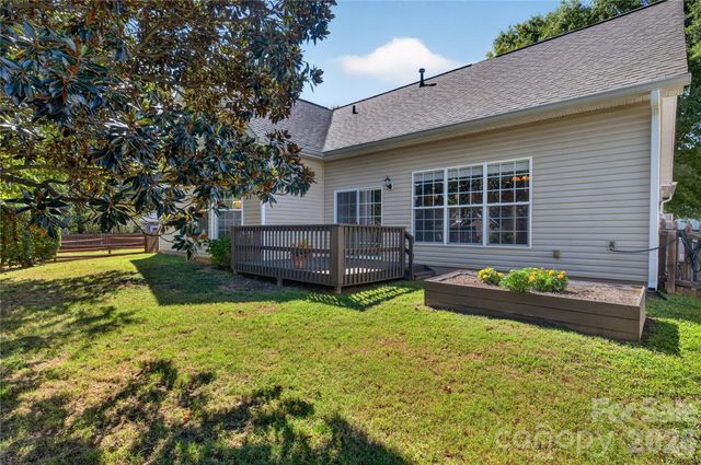 15228 Carrington Ridge Drive, Huntersville, NC 28078