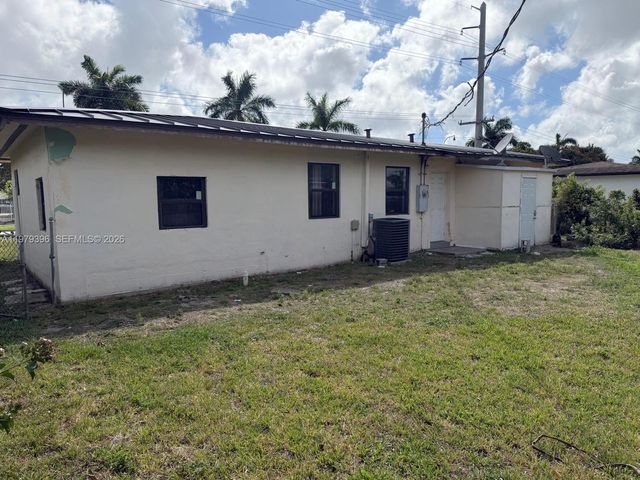 19320 NW 7th Ave, Miami Gardens, FL 33169
