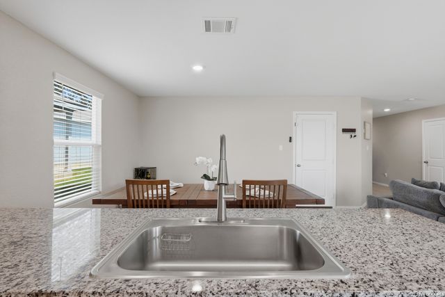 14818 Dillard Mill, San Antonio, TX 78254