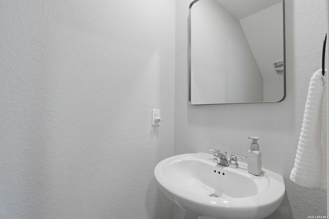14818 Dillard Mill, San Antonio, TX 78254