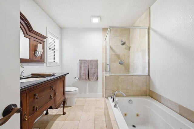14051 Strawberry Cir, Penn Valley, CA 95946