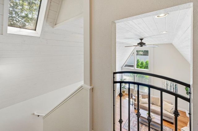 14051 Strawberry Cir, Penn Valley, CA 95946