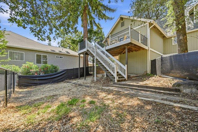 14051 Strawberry Cir, Penn Valley, CA 95946