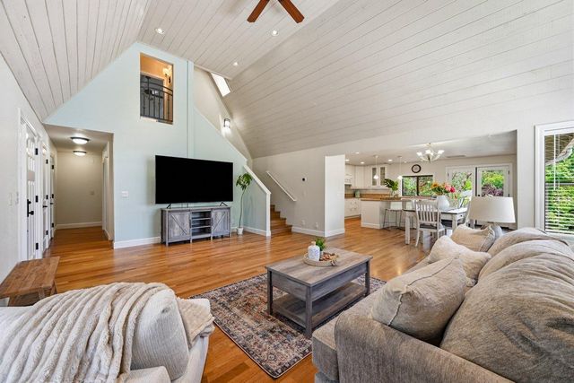 14051 Strawberry Cir, Penn Valley, CA 95946
