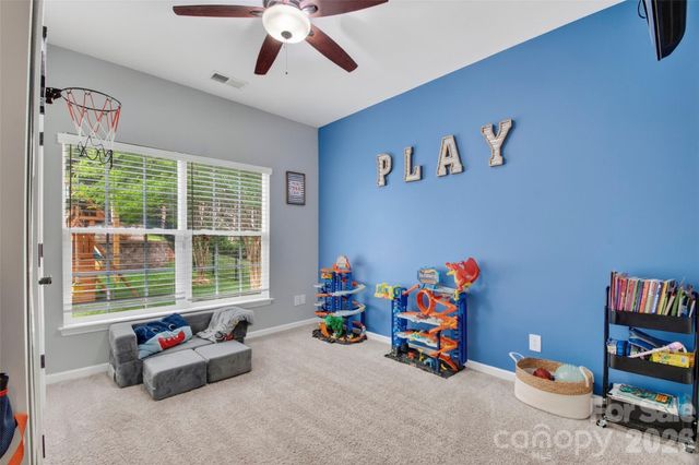 16027 Grafham Circle, Huntersville, NC 27078