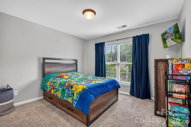 16027 Grafham Circle, Huntersville, NC 27078