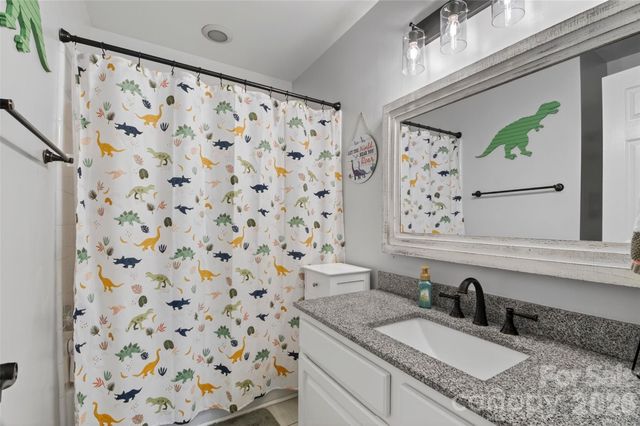 16027 Grafham Circle, Huntersville, NC 27078