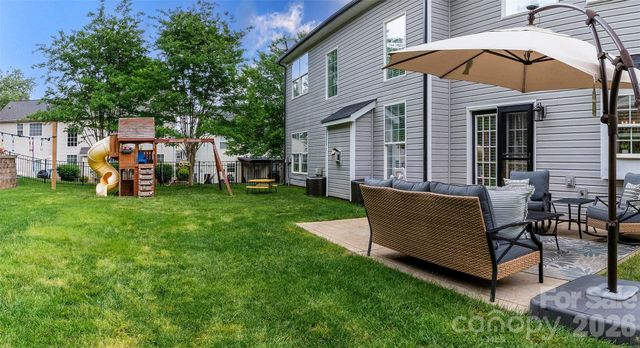16027 Grafham Circle, Huntersville, NC 27078