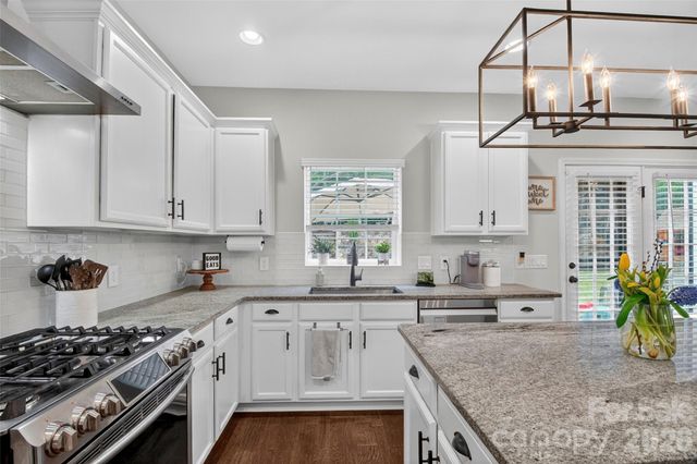 16027 Grafham Circle, Huntersville, NC 27078