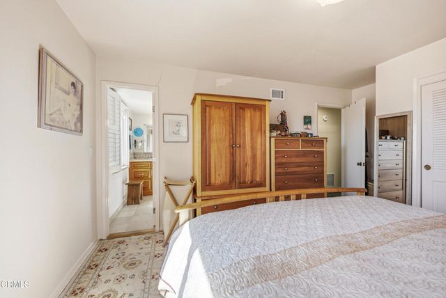 271 Calle Higuera, Camarillo, CA 93010