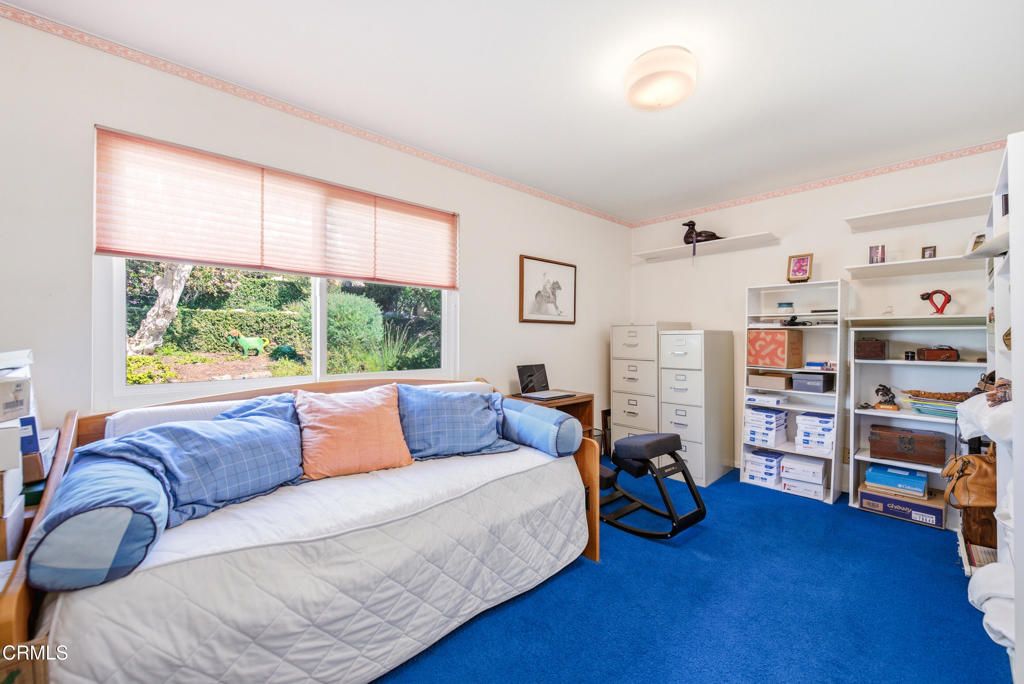 Image 13 of property listing at 271 Calle Higuera, Camarillo, CA 93010