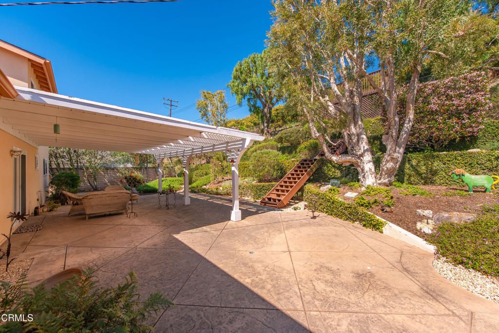 Image 26 of property listing at 271 Calle Higuera, Camarillo, CA 93010