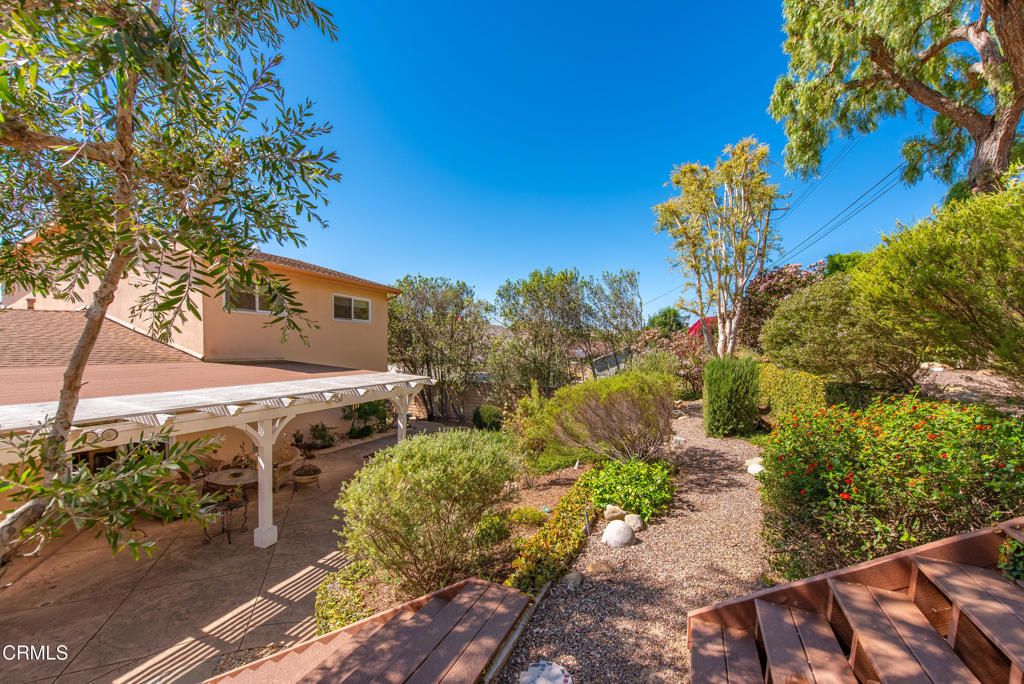 Image 29 of property listing at 271 Calle Higuera, Camarillo, CA 93010