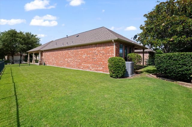 626 Oakland Hills Lane, Frisco, TX 75036