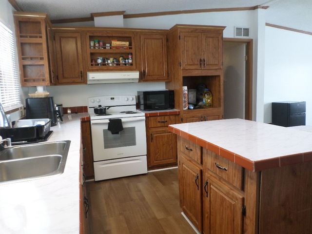 1731 EDGEWOOD Drive, Erie, PA 16509