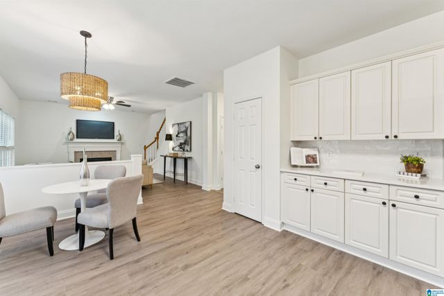 576 FOREST LAKES DRIVE, Sterrett, AL 35147