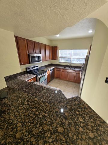 4701 Cohune Palm Court, Greenacres, FL 33463