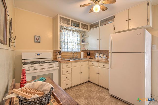 907 S 39th Street, Temple, TX 76504