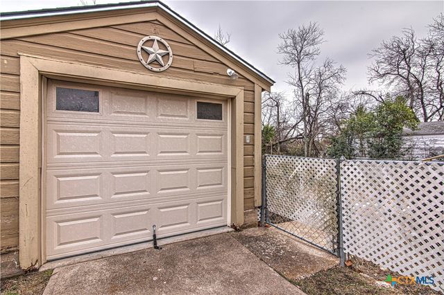 907 S 39th Street, Temple, TX 76504