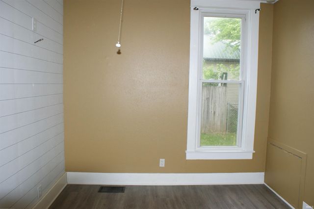 311 N Carter Street, Russiaville, IN 46979