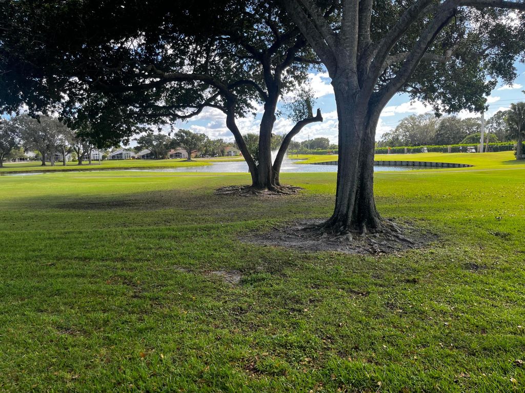 12830 Briarlake Drive, West Palm Beach, FL 33418