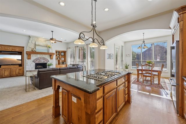 807 Veiled Court, Keller, TX 76248