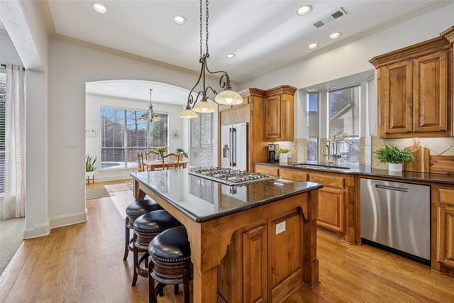 807 Veiled Court, Keller, TX 76248