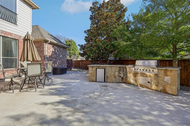 807 Veiled Court, Keller, TX 76248