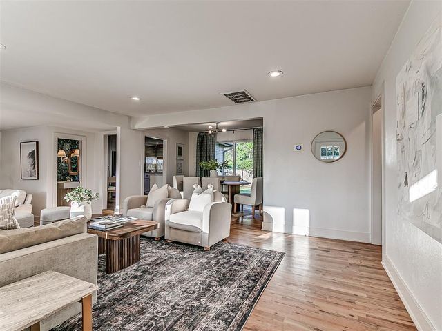 6204 N Ross Avenue, Oklahoma City, OK 73112